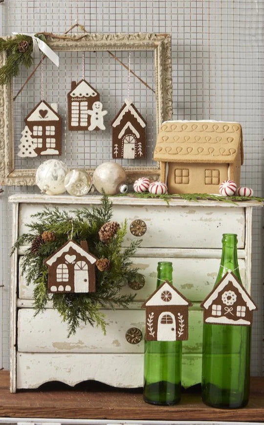Small Gingerbread House Ornament Kit (One Ornament Only) - Plaid Sheep  Company