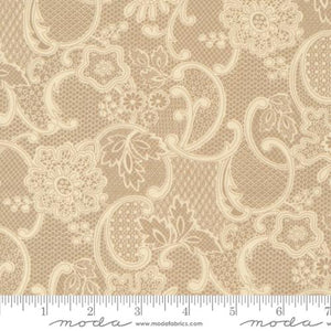 Lydias Lace Toast 31681 17